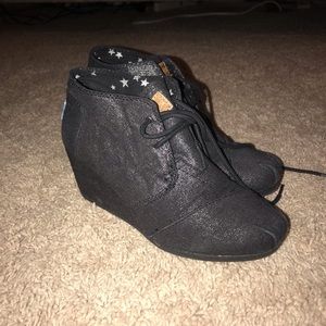 Toms Wedges